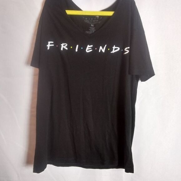 Friends tee - Picture 1 of 3
